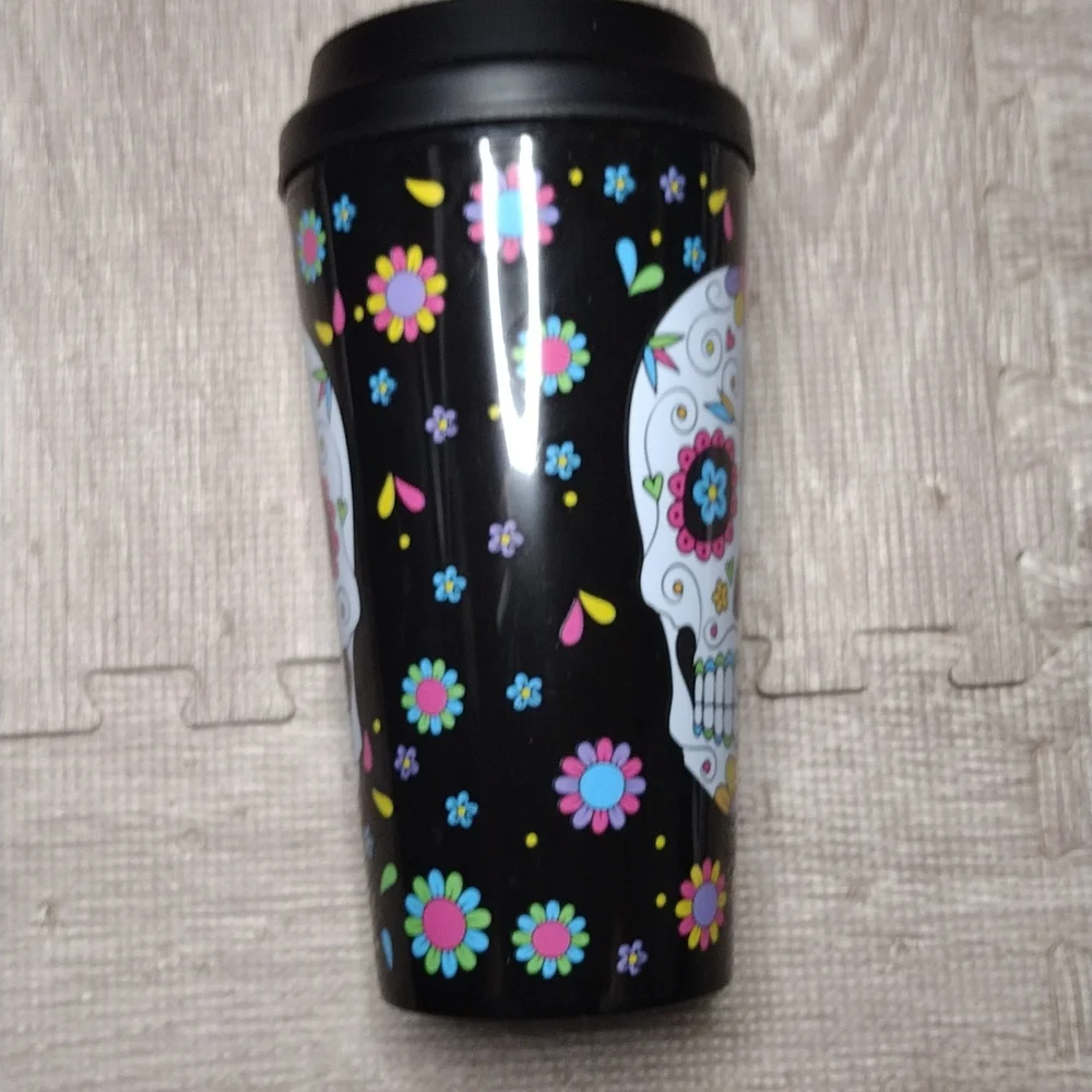 NWT Sugar Skull Travel Mug and 2 Towels Set - Picture 6 of 15